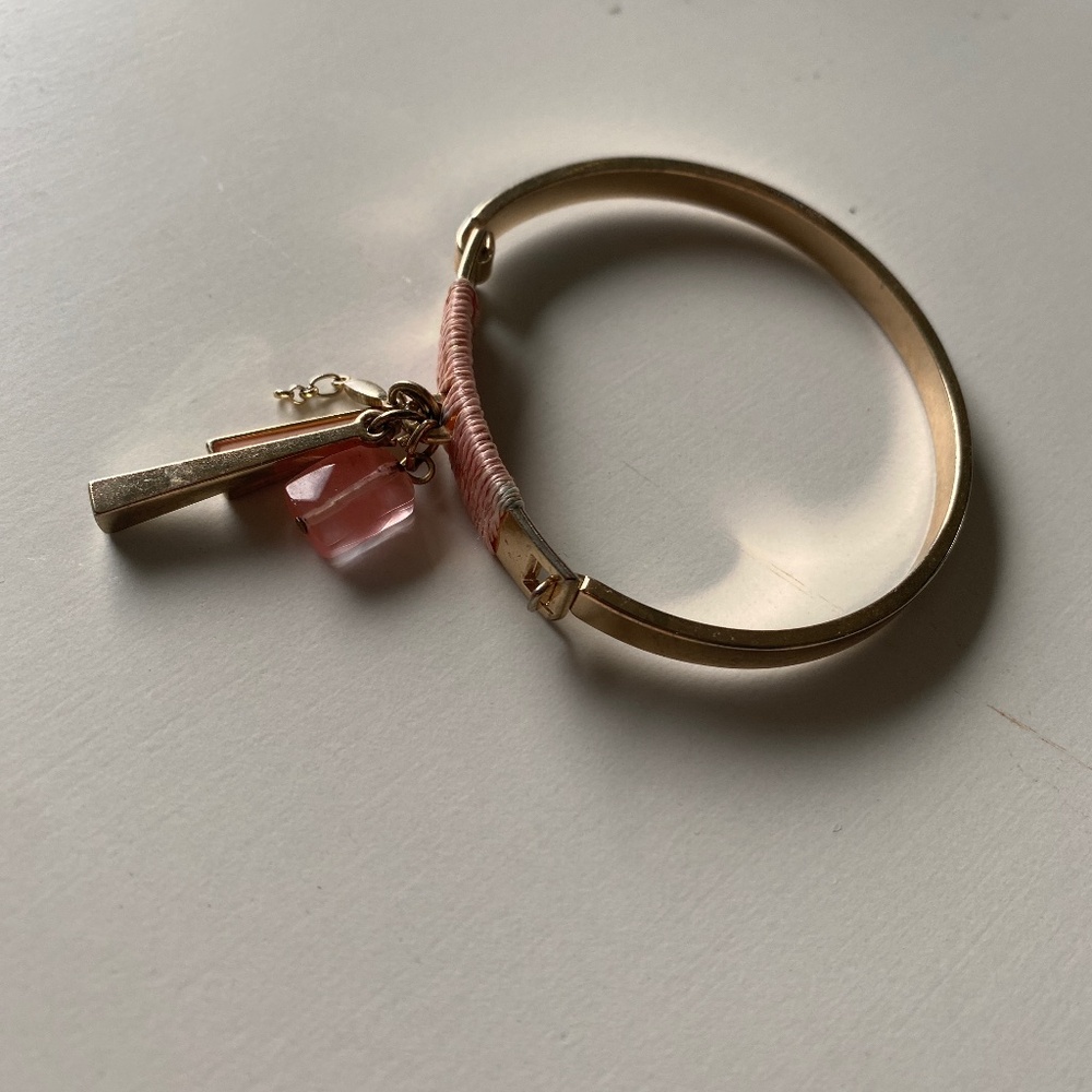 Bangle bracelet with pendent